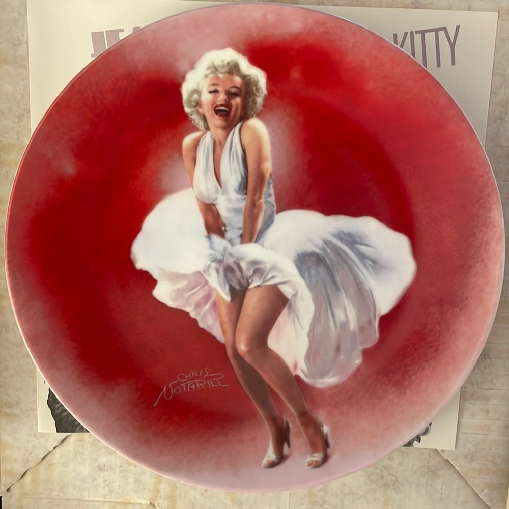 Rare Marilyn Monroe collectors plate